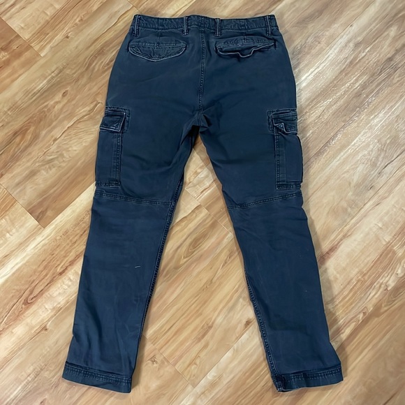 Gap Slim Taper Cargo Pants (Men 31x30) - Picture 2 of 5